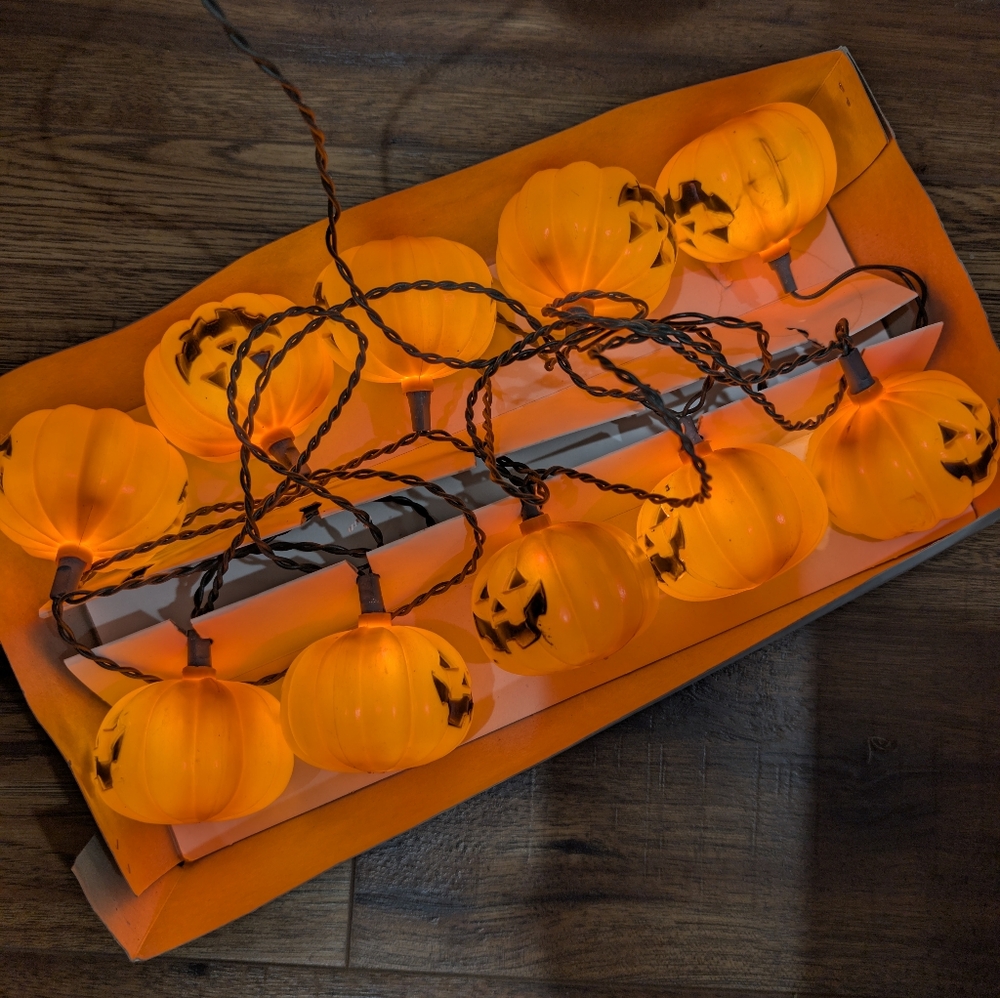 Vintage Jack-o'-lantern Halloween Lights - Picture 5 of 10